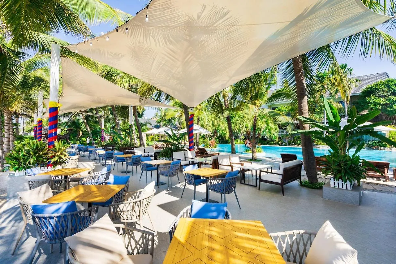 ****  Hoang Ngoc Beach Resort Муйне Вьетнам
